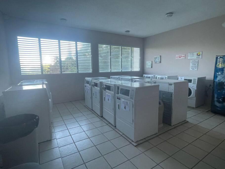 דירות Ocean View 2 Bed 1 Bath 2 Parkings & Pool @ Dos Marinas פחרדו מראה חיצוני תמונה