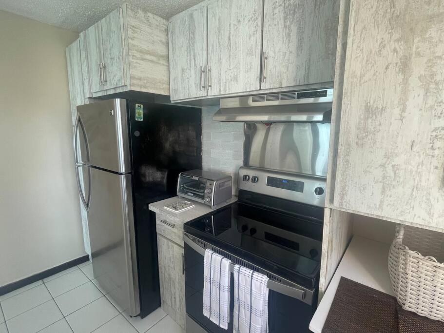 דירות Ocean View 2 Bed 1 Bath 2 Parkings & Pool @ Dos Marinas פחרדו מראה חיצוני תמונה